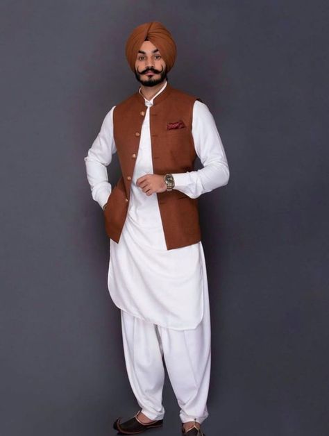 Punjabi Outfits Men, Punjabi Kurta Pajama Men Style, Punjabi Coat Pant With Turban, Kurta Pajama Men Punjabi Sardar, Kurta Pajama Men Punjabi, Punjabi Kurta Pajama Men, Slim Fit Groom Suit, Casual Wedding Suit, Traditional Indian Mens Clothing