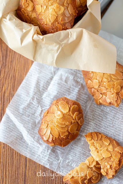 dailydelicious: Almond tuile cookies Almond Tuiles Recipe, Almond Tuile, Tuiles Recipe, Cookie Crisp, Sliced Almonds, Cake Flour, Baking Sheets, Toaster Oven, Cookie Recipe