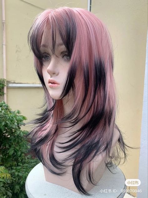 Only Tips Hair Color, Layered Tips Dyed, Layered Hair With Colored Tips, Long Haired Anime Characters, Layered Hair Dyed Tips, Simple Hair Dye Ideas For Black Hair, Fox Hair Color Tips, Solid Pink Hair, Skunk Hair Dye Red