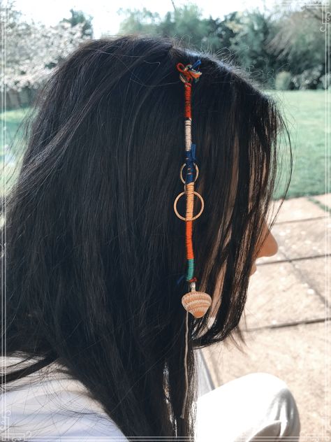 Boho Hair Wrap Diy, Beach Girl Hair, Boho Hair Wrap, Retro Diy, Hair Threading, Old Necklace, Hippie Hair, Boho Hair, Hair Braid Videos