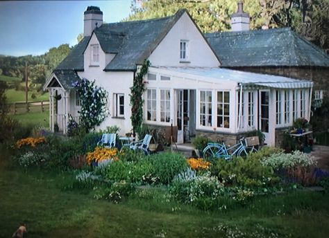 From Peter rabbit movie House From Peter Rabbit Movie, Peter Rabbit House Movie, Peter Rabbit Cottage, Peter Rabbit House, Peter Rabbit Movie, Cozy White Cottage, English Country Cottages, Rabbit House, Countryside Cottage