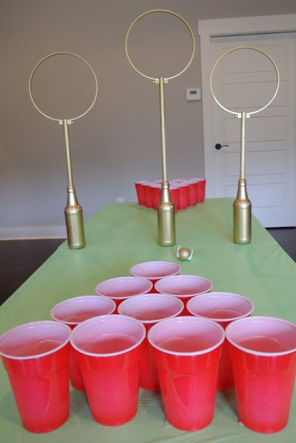 DIY Quidditch Game indoor table quidditch harry potter party game idea Quidditch Pong, Harry Potter Motto Party, Harry Potter Bachelorette Party, Harry Potter Weihnachten, Party Harry Potter, Baby Harry Potter, Harry Potter Party Games, Quidditch Game, Harry Potter Bridal Shower