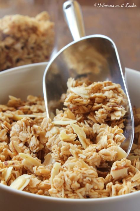 Vanilla Almond Granola, Vanilla Granola, Vegan Granola, Almond Granola, Almond Meal, Granola Healthy, Raw Sugar, Fodmap Recipes, Quick Oats