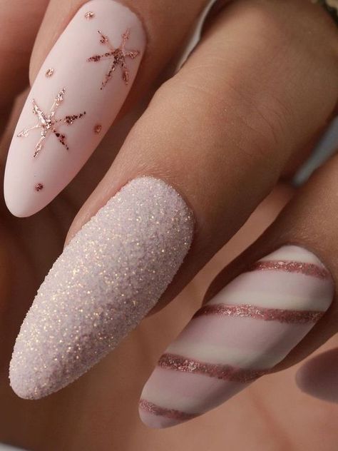 15 Snowflake-Inspired Winter Nail Art Ideas for 2023-2024 - thepinkgoose.com Nails Designer, December Nails, Nude Nail Designs, Winter Nails Acrylic, Christmas Gel Nails, Sweater Nails, Snowflake Nails, Christmas Nails Acrylic, Winter Nail Designs