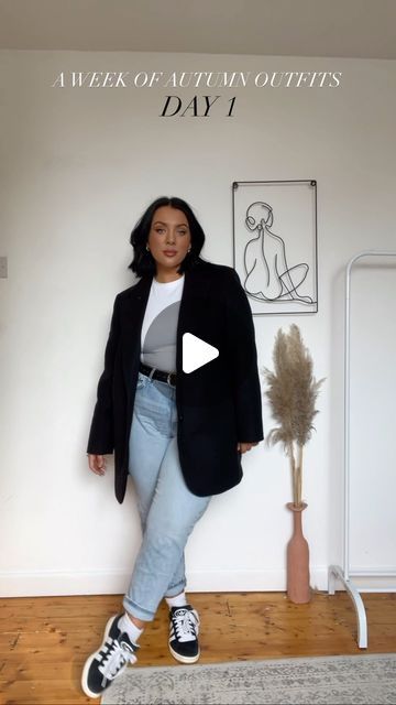 MEAGAN WELLS on Instagram: "YOU ASKED TO BRING IT BACK SO HERE IT IS … A WEEK OF AUTUMN MIDSIZE OUTFITS 🧥🍂🖤✨ Links on my story 🖤 Jeans @marksandspencer Mom jeans i wear a UK16 Top @ruchedandready Blazer @newlook Shoes @adidas #autumnoutfits #autumnvibes #series #midsize #jeans" Mom Jeans With Adidas, Mid Size Mom Jeans Outfit, Bootcut Jeans Outfit Midsize, Shoes For Mom Jeans, Midsize Blazer Outfit, Blazer Outfit Midsize, Mom Jeans Midsize, Midsize Mom Jeans Outfit, Mom Jeans Outfit Midsize