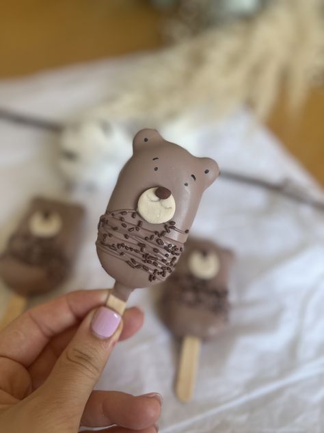 Bear Cakesicles, Baby Bear Birthday Party, Cake Pop Favors, Flat Cakes, Teddy Bear Party, Bear Picnic, Bear Birthday Party, Ice Cake, Teddy Bear Picnic