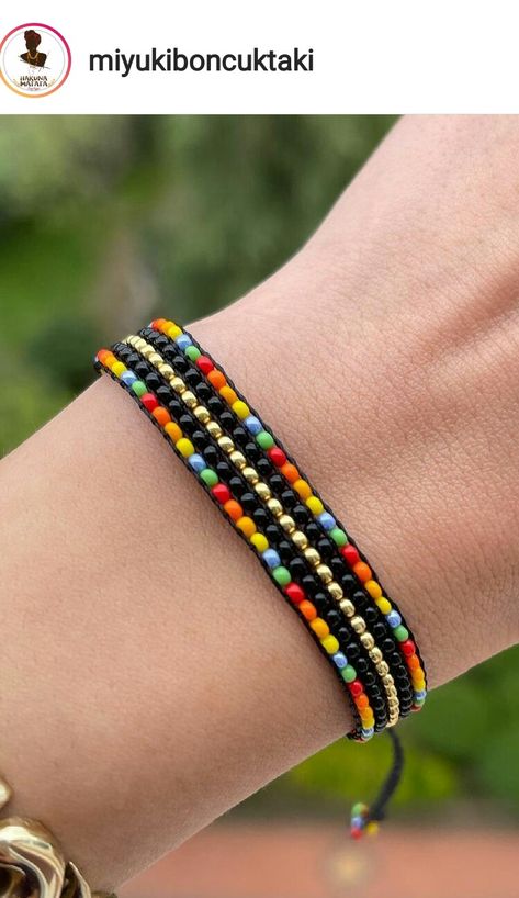 Loom Beading Patterns Free, Beading Patterns Bracelets, Beaded Loom Bracelets, Seed Bead Loom Patterns, Loom Beading Patterns, Beading Loom, Macrame Bracelet Patterns, Bead Loom Designs, Loom Jewelry