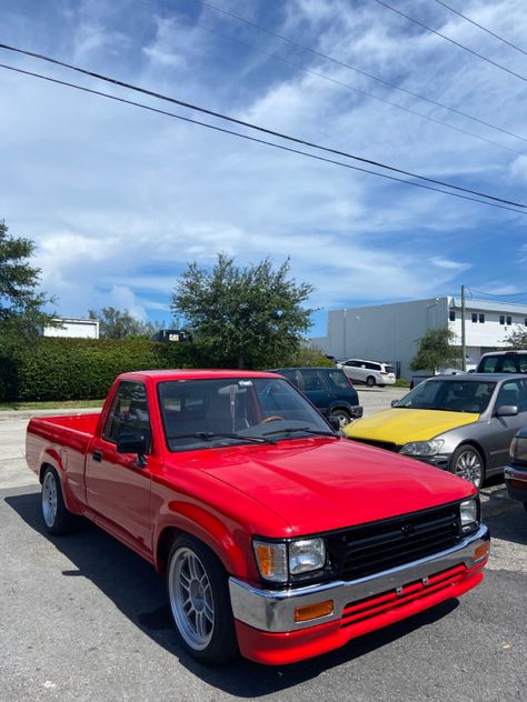 1991 Toyota Pickup, Toyota Pickup Lowered, 1994 Toyota Pickup, Toyota Mini Truck, Toyota Pickup, Small Pickup Trucks, 2002 Toyota Tacoma, Nissan Hardbody, American Pickup Trucks