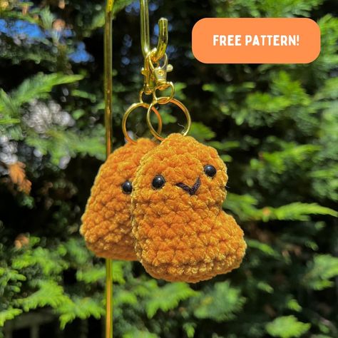 sophia 🧶 on Instagram: “**FREE PATTERN** i decided to make my chicken nugget pattern even more mini to make these cute keychains! swipe for the free pattern and…” Amigurumi Chicken Nugget Pattern, Mini Amigurumi Free Pattern Keychain, Chicken Nugget Amigurumi, Chicken Nugget Amigurumi Free Pattern, Dino Nuggets Crochet Pattern Free, Crochet Chicken Nuggets Free Pattern, Crochet Plush Keychain Pattern, Crochet Free Pattern Keychain, Easy Crochet Stuffed Animal Pattern Free