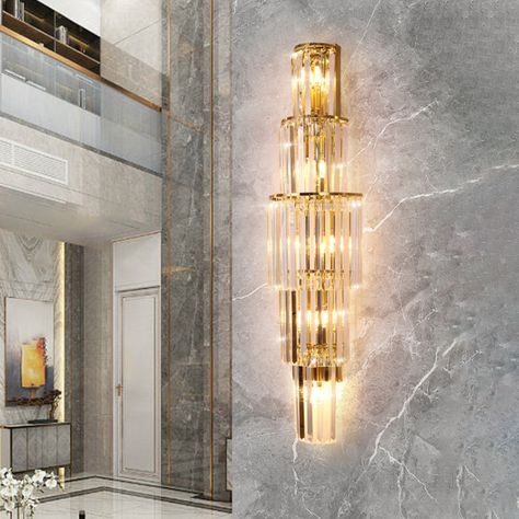 Light up your home with the stunning Elite Crystal Wall Lamp. This beautiful wall light features modern design with a hint of contemporary flair, perfect for adding a touch of style to any indoor space. . . Find the lamp on the web: https://korewolamp.com/collections/wall-lamp-sconce/products/elite-crystal-wall-lamp . . Visit us for more： https://korewolamp.com/collections/all . . #gingkochandeliere #korewolamp #ChandelierBrass #Chandelier #lighting #lamp #interiordecor #homedesign #Commercia... Brooklyn Hotel, Luxury Hotels Lobby, Classic Wall Lights, Rental Home Decor, Home Lighting Ideas, Villa Di Lusso, Lamps Design, Foyer Chandelier, Classic Chandeliers