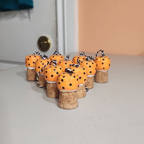 New! Upcycled Handmade Halloween Toadstools 100% Natural Cork Champagne Cork Hand Painted Black & White String Loops Light Orange W/ Black Spots Set Of 10 (Cork Sizes Vary) Ornaments Acorn Art, Large Christmas Ornaments, Cork Ornaments, Champagne Corks, Mermaid Ornament, Cat Christmas Ornaments, Christmas Ornaments Gifts, Gift Toppers, Wooden Christmas Ornaments