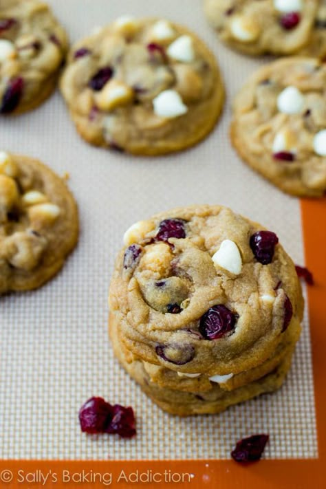 Oh. My. Goodness. No, seriously. Her secret is cornstach--it makes them thick and chewy instead of flat and flimsy. you can use her base recipe for every cookie you make. Recipe: White Chocolate Chip Cranberry Cookies. Thick, soft, and chewy! White Chocolate Chip Cranberry Cookies, Chocolate Chip Cranberry Cookies, Cookie White Chocolate, Cranberry White Chocolate Chip Cookies, White Chocolate Cranberry Cookies, White Chocolate Chip, White Chocolate Cranberry, Cranberry Cookies, Köstliche Desserts