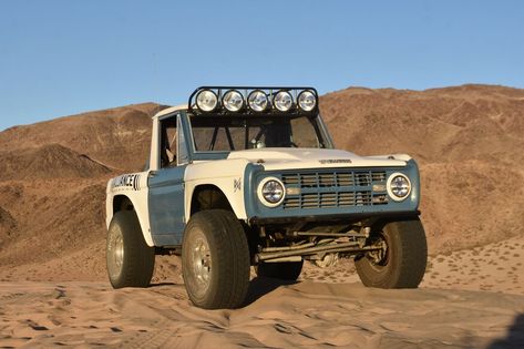 https://www.fourwheeler.com/news/features/1968-ford-bronco-half-cab-koh/?galleryImageId=247035 Classic Bronco, Early Bronco, Classic Cars Trucks Hot Rods, Ford Truck, Hammers, Classic Cars Trucks, Ford Bronco, Hot Rods, Wellness Design