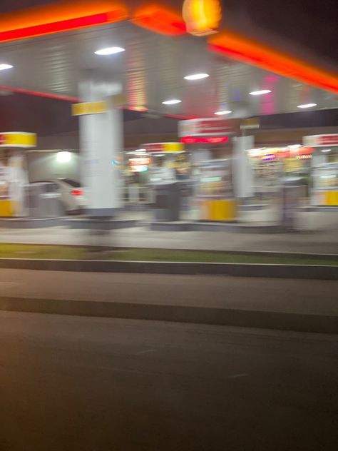 Dark Gas Station Aesthetic, Good Night Asthetics Photos, Gas Station Night Aesthetic, Gas Station At Night Aesthetic, Night Out Asthetics Photos, Petrol Station Aesthetic, Late Night Gas Station Aesthetic, Aesthetic Gas Station Pics, Gas Station Wallpaper