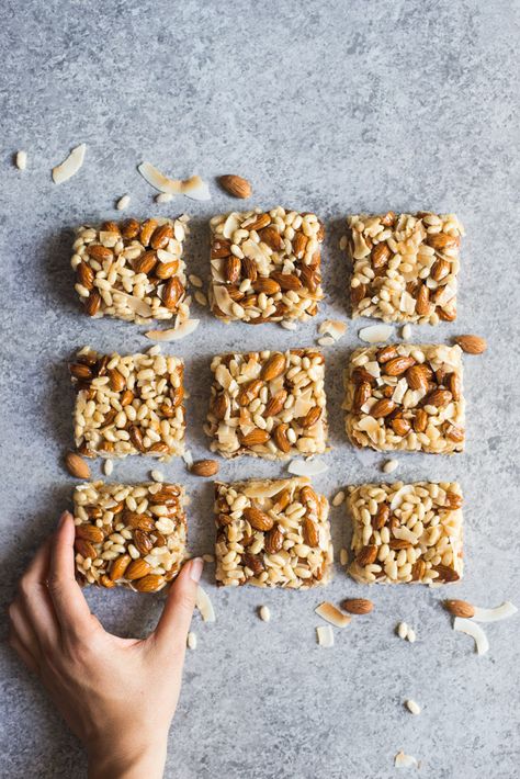 Rice Bars, Rice Bar, Gluten Free Snack, Bars Healthy, Crispy Rice, Snack Craving, Healthy Vegan Snacks, Puffed Rice, Healthy Bites