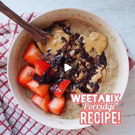 Emily Solman on Instagram: "WEETABIX PORRIDGE RECIPE VIDEO 🥳👏🏼. - I know this is a super basic recipe BUT it’s a 10/10 and you should probably all hit like like and save button 🤪🤪🤪🤪. - 👩🏽‍🍳Let me know if you want more recipe videos? They won’t be high tech as I am more of an iphone camera, no tripod, quick kinda gal hahahaga. 💗LOVE YA BYEeeEE💗 #EmilysWorld #StayGoofy #RecipeVideo #WeetabixPorridge" Weetabix Porridge, Weetbix Breakfast, Weetabix Breakfast, Weetabix Recipes, Porridge Recipes, Recipe Videos, Iphone Camera, Recipe Video, Basic Recipes