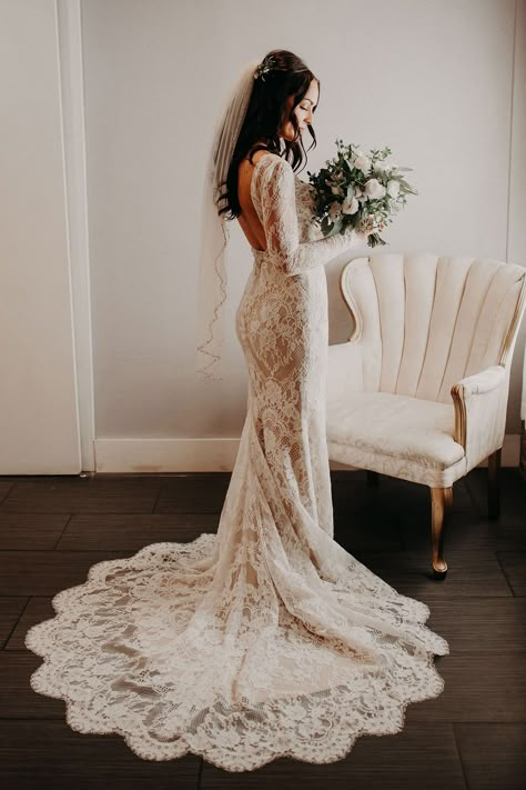 Long Sleeve Bohemian Lace Wedding Dress | Wow, wow, WOW! That’s all we can say about Madison in #Style2331 Ainsley! 😍 This #CasablancaBride extended the ¾ sleeves on this gown to full length long sleeves. ❤ #CasablancaBridal | Photography: @jonandjessstudio via @maddyperata | Store: @biancasbridalcouture | Venue: @downtowncentury | Hair & Makeup: @beautybyhanin Magenta Bridesmaid Dresses, Beige Bridesmaid Dress, 1940s Wedding Dress, Bohemian Lace Wedding Dress, Plus Size Wedding Dresses With Sleeves, Wow Wow Wow, Bohemian Wedding Dress Lace, Casablanca Bridal, Sleeved Wedding