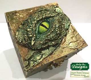 Dragon Claws, Fantasy Cakes, Dragon Box, Dragon Eyes, Fantasy Cake, Painted Wooden Boxes, Dragon Skin, Craftwork Cards, Creative Box