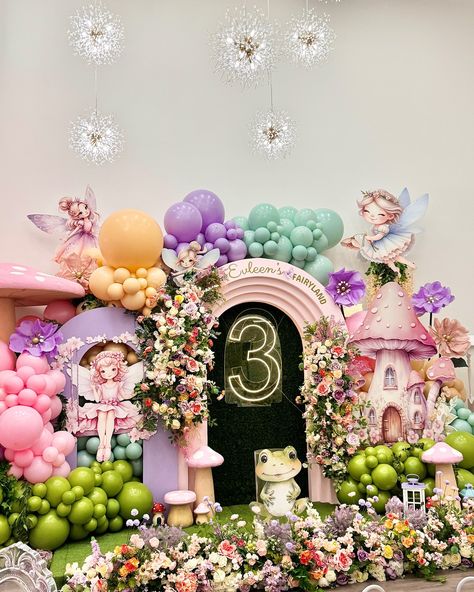 It’s all in the details ❤️ Fairy themed party decor done right! Full Event Decor: @bloomsandpaper Venue: @bloomsandpapereventspace Let us help you turn your vision to life. Let us help you WOW your guests🩷 ____________________________ For Booking or Inquiries: 📲DM or Email us: 💌 Info@bloomsandpaper.com Or fill out our Contact Form: 💻 www.bloomsandpaper.com ____________________________ #Fairybirthday #Fairyfirsttheme #fairytheme #fairiesandbutterflies #PartyDecor #SurreyBC #VancouverBC #Ev... Fairies Birthday Theme, Fairy Birthday Themes, Fairy Theme Party, Backdrop Ideas, Monthly Photos, Fairy Birthday, Contact Form, Luxury Decor, Baby Birthday