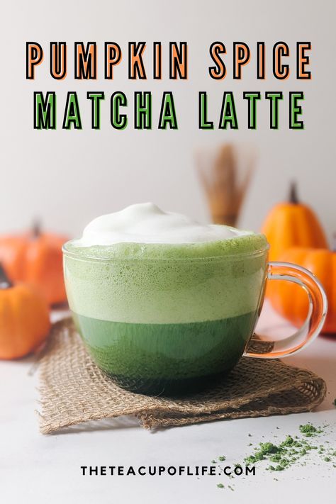 Matcha Pumpkin Spice Latte, Pumpkin Spice Matcha Latte, Pumpkin Matcha Latte, Coffee With Matcha, Matcha Tea Recipes, Matcha Drink Recipes, Matcha Drinks, Matcha Tea Latte, Tea Latte Recipe