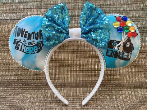 Disney Felt Ornaments, Diy Mickey Mouse Ears, Test Posters, Mouse Ears Disney, Disney Gift Card, Diy Disney Ears, Disneyland Ears, Diy Mickey Ears, Disney Mouse Ears