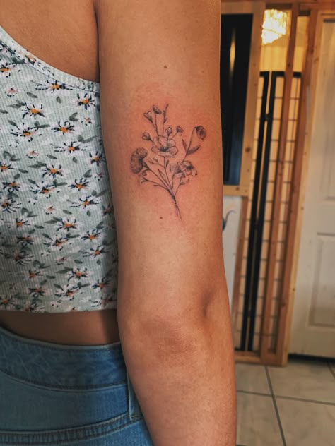 Flower Tattoo With Shading, Upper Elbow Tattoos For Women, Butterfly Tattoo Tiny, Tattoo With Shading, Flower Tattoo Simple, Delicate Flower Tattoo, Tiny Flower Tattoos, Simple Butterfly Tattoo, Lower Arm Tattoos