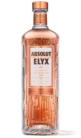 Luxury Vodka, Absolut Elyx, Whiskey Flask, Premium Vodka, Absolut Vodka, Bottle Design Packaging, Alcohol Packaging, Gin Bottles, Alcohol Bottles