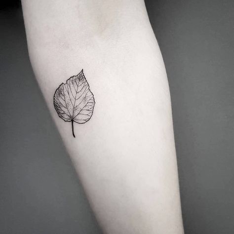 17 Fall-Inspired Tattoos That Show Off the Dreamiest Autumn Leaves Linden Leaf Tattoo, Elm Leaf Tattoo, Autumn Leaves Tattoo Black, Fall Tattoo Ideas Autumn Black And White, Birch Leaf Tattoo, Quaking Aspen Tree Tattoo, Single Leaf Tattoo, Autumnal Tattoo, Linden Tattoo