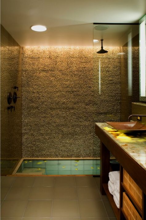 Zen sunken bathtub with shower More Sunken Bath, Living Room And Bedroom Combo, Sunken Bathtub, Asian Bathroom, Sunken Tub, Bathtub Shower Combo, Casa Hobbit, Japanese Soaking Tubs, Tub Ideas