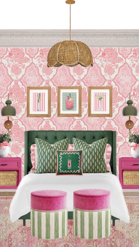 Big Closet Ideas, Beach Wallpaper Preppy, Bright Color Outfits, Preppy Smiley Face, Preppy Girl Aesthetic, Bedroom Preppy, Home Decor Bright, Preppy House, Pink Smiley Face