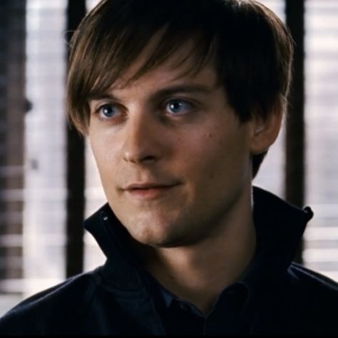 #marvel #spiderman #spiderman3 #spidermanicon #spiderman3icon #peterparkericon #bullymaguireicon #tobeymaguire #tobeymaguireicon Emo Peter Parker, Emo Peter, Toby Maguire, Bully Maguire, Spider Man Trilogy, Marvel Wallpaper Hd, The Flash Grant Gustin, Tobey Maguire, Black Spiderman