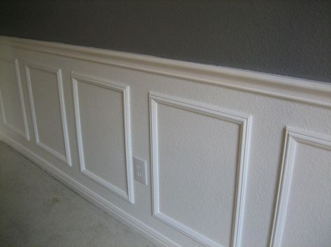 Why didn't I think of that?!?! Easy wainscotting idea: buy frames from Michael's, glue to wall and paint over entire lower half. Got this tip from a savvy home improvement person. Ha! That's stupid easy. Installing Wainscoting, Benjamin Moore Gray, Wainscoting Styles, Diy Wainscoting, Gray Walls, Wainscoting, Diy Home Improvement, Cheap Home Decor, Home Improvement Projects