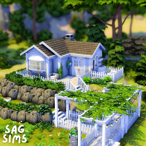 Sims 4 Micro House, Home On A Hill, Home The Sims 4, Sims Building, Micro House, Student House, Sims 4 Build, Building Ideas, Sims 4 Houses