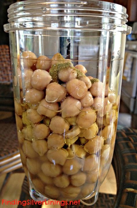 chickpeas1 Liquids Till Lunch, Garbonzo Beans, Cooking Beans, Easy Hummus Recipe, Nutribullet Recipes, Easy Hummus, Silver Linings, Hummus Recipe, Tapenade