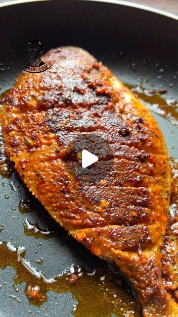 Pomfret Fish Recipe, Pomfret Fish, Fish Recipe, Turmeric Powder, Pepper Powder, Grilled Fish, Curry Leaves, Shallots, Lemon Juice