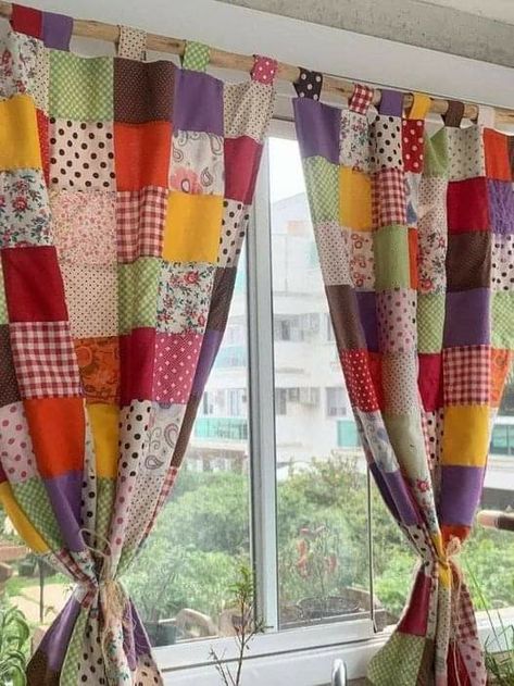 Quilted Curtains, Patchwork Curtains, Cloth Ideas, Dekor Diy, Crochet Curtains, Costura Diy, Kraf Diy, 자수 디자인, Diy Quilt