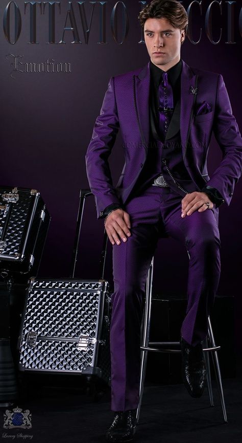 Prom Suits For Black Guys, Prom Suits For Men Unique, Gay Prom Outfits, Purple Prom Suit, Black Prom Suits, Prom Outfits For Guys, Purple Tuxedo, Dark Purple Wedding, China Clothing