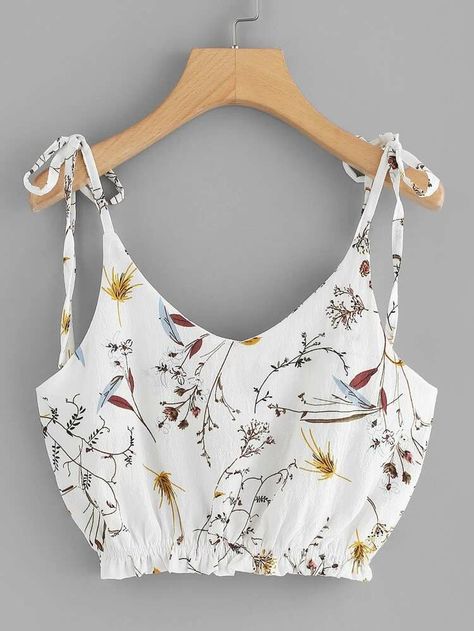 Crop Cami Top, Fashion Tops Blouse, Trendy Fashion Tops, Women Tank Tops, Crop Top Outfits, Floral Crop Tops, Girls Fashion Clothes, Teenage Fashion Outfits, Mode Inspiration