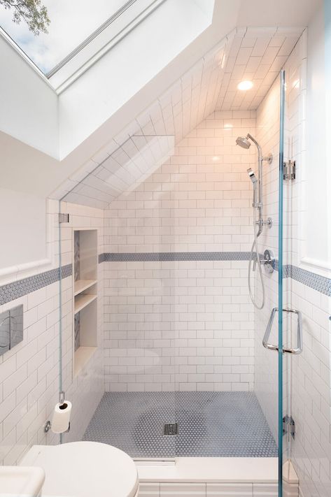 Half Story Bathroom, Shower In Attic Space, Bathroom In Attic, Renovated Attic, Sloped Ceiling Bathroom, Attic Shower, Attic Bathroom Ideas, Small Attic Bathroom, Bathroom Upstairs