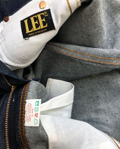 Lee Super Flare - 70s heavy denim, unworn with tags still attached. Waist: 74cm F.Rise: 25,5cm Seat: 94cm Inseam: 81cm Asking price 2000sek Dm for purchase. #newoldstock #leejeans #vintagefashion #deadstock #70s #rawdenim Union Made, Raw Denim, Lee Jeans, Be Still, Vintage Fashion, Tags, On Instagram