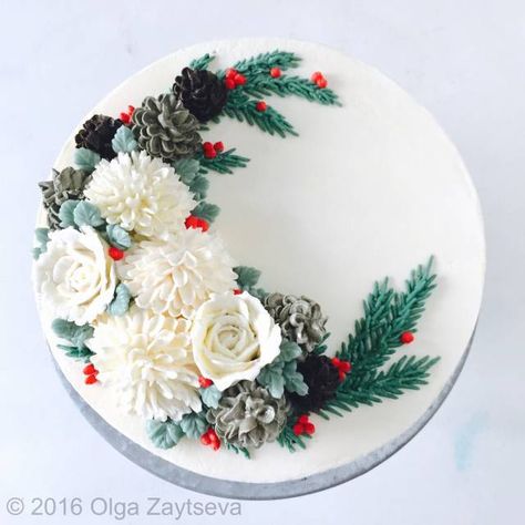 Learn how to make buttercream pinecones, pipe chrysanthemums and roses and create this Christmas floral wreath cake. Buttercream Pinecones, Christmas Cakes Images, Christmas Wreath Cake, Wreath Cake, Hot Cake, Pinecone Christmas, Buttercream Flower Cake, Christmas Cake Designs, Cake Christmas