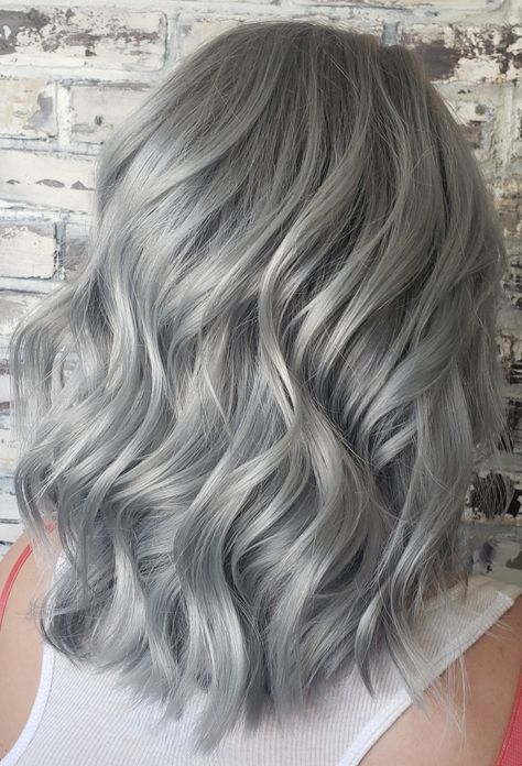 Dark Gray Hair With Silver Highlights, Silver Medium Hair, Dyed Gray Hair Silver, Bluish Silver Hair, Pastel Grey Hair, Light Grey Hair Color, Silver White Hair Color, Dyed Hair Silver, Dyed Silver Hair