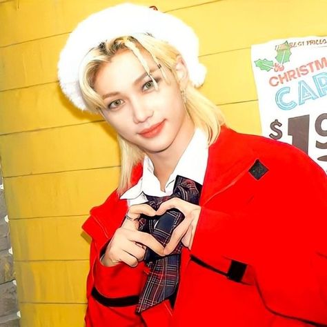 Kpop Christmas Icons Stray Kids, Prince Felix, K Fashion, Christmas Icons, Kids Icon, Scene Photo, Felix Stray Kids, Kids Wallpaper, Christmas Wallpaper