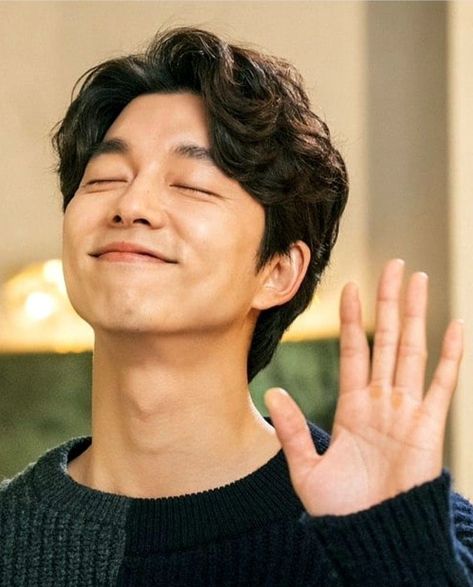 Goblin Aesthetic, Gong Yoo Smile, Yoon Hyun-min, Park Yoo-na, Handsome Men Quotes, Yoonmin Fanart, Korean Face, Kdrama Funny, Gong Yoo