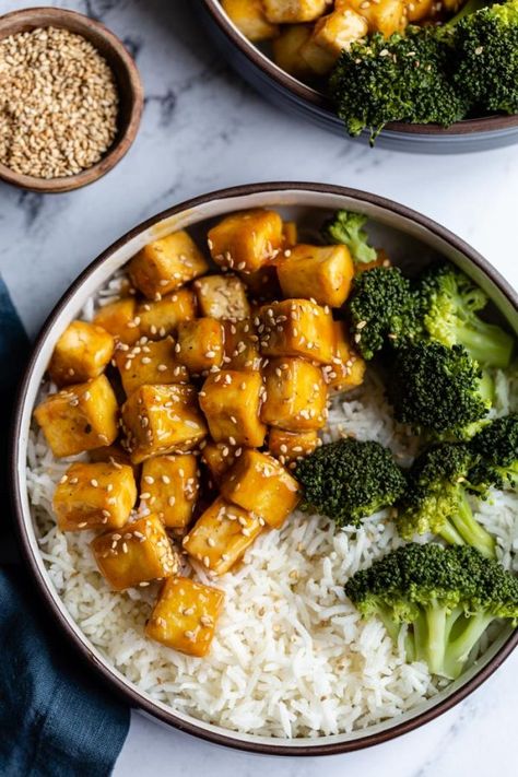 Sesame Tofu Bowls | Food with Feeling Easy Tofu Recipes, Breakfast Tofu, Tofu Dinner Recipes, Tofu Dinner, Ways To Cook Tofu, Tofu Dessert, Tofu Bowls, Best Tofu Recipes, Best Tofu