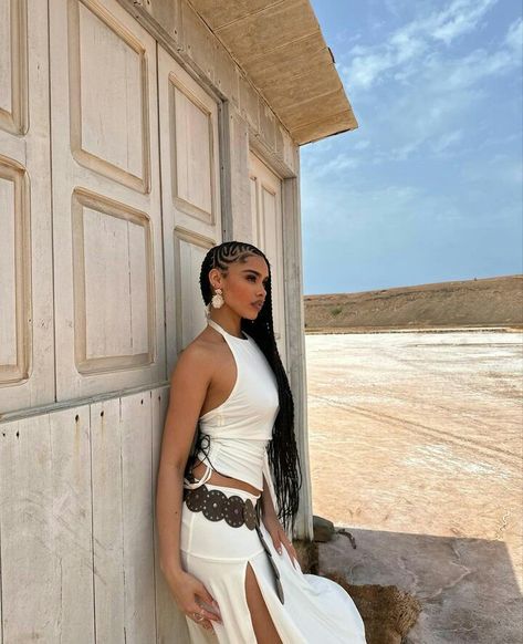 cornrow braids aesthetic | hair inspo Box Braids Summer, White Outfit Summer, Braids Aesthetic, Desert Outfit, Belt Outfit, Summer Belt, Women's Outfit Sets, Fulani Braids, Summer Inspo