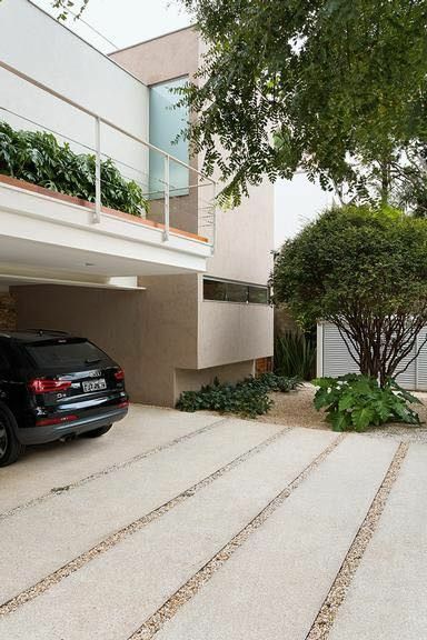 Modern Driveway, Pavement Design, Florida Landscape, Paving Ideas, Landscaping Florida, Outdoor Paving, Paving Design, Driveway Paving, Driveway Design