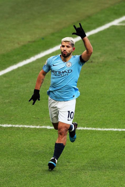 Man City Team, Manchester City Wallpaper, Cristiano Ronaldo Juventus, Kun Aguero, Sergio Aguero, English Football League, Football Players Images, Football Photography, Manchester City Football Club