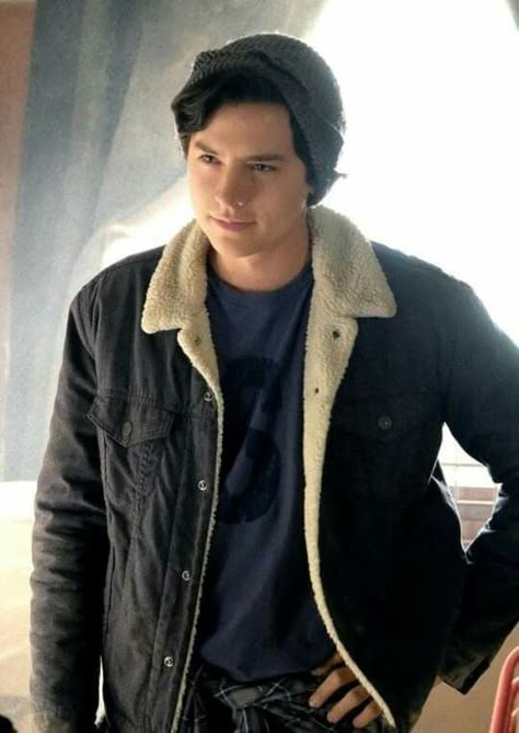 Jughead Jones Aesthetic, Jughead Riverdale, Riverdale Wallpapers, Riverdale Poster, Cole Sprouse Hot, Cole Sprouse Jughead, Cole M Sprouse, Riverdale Cole Sprouse, Riverdale Cheryl