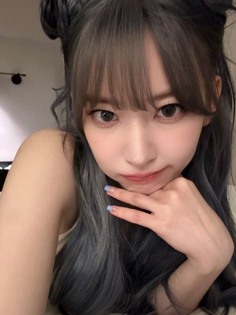 Sakura Miyawaki, Blue Flames, Tolu, Iz One, K Idols, Blue Hair, So Pretty, South Korean Girls, Kpop Idol